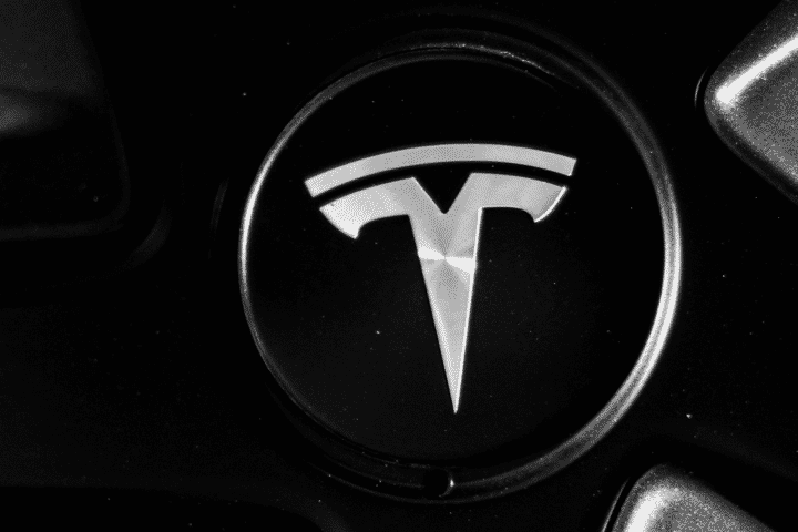 MV Fails Student Driver for Using Tesla’s Regen Brakes